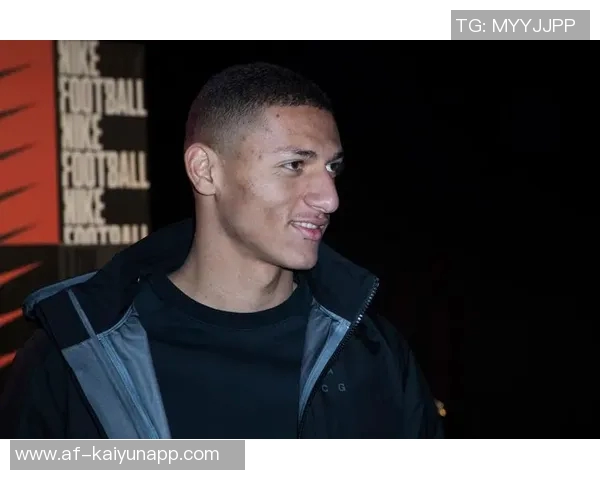 理查利森庆祝英超250场出场里程碑感慨荣幸与感激之情